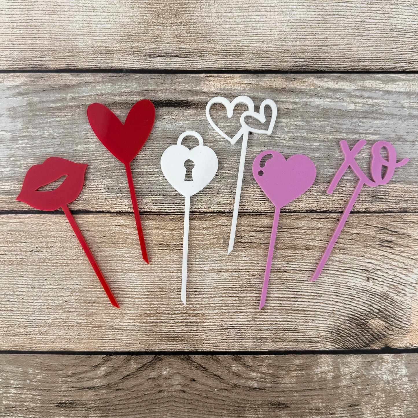 Valentine Acrylic Cupcake Toppers Set – Heart & XO Cake Decorations
